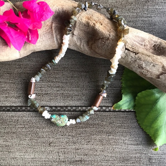 🌺🌿Handmade Rock Necklace🌿🌺 - Picture 2 of 6